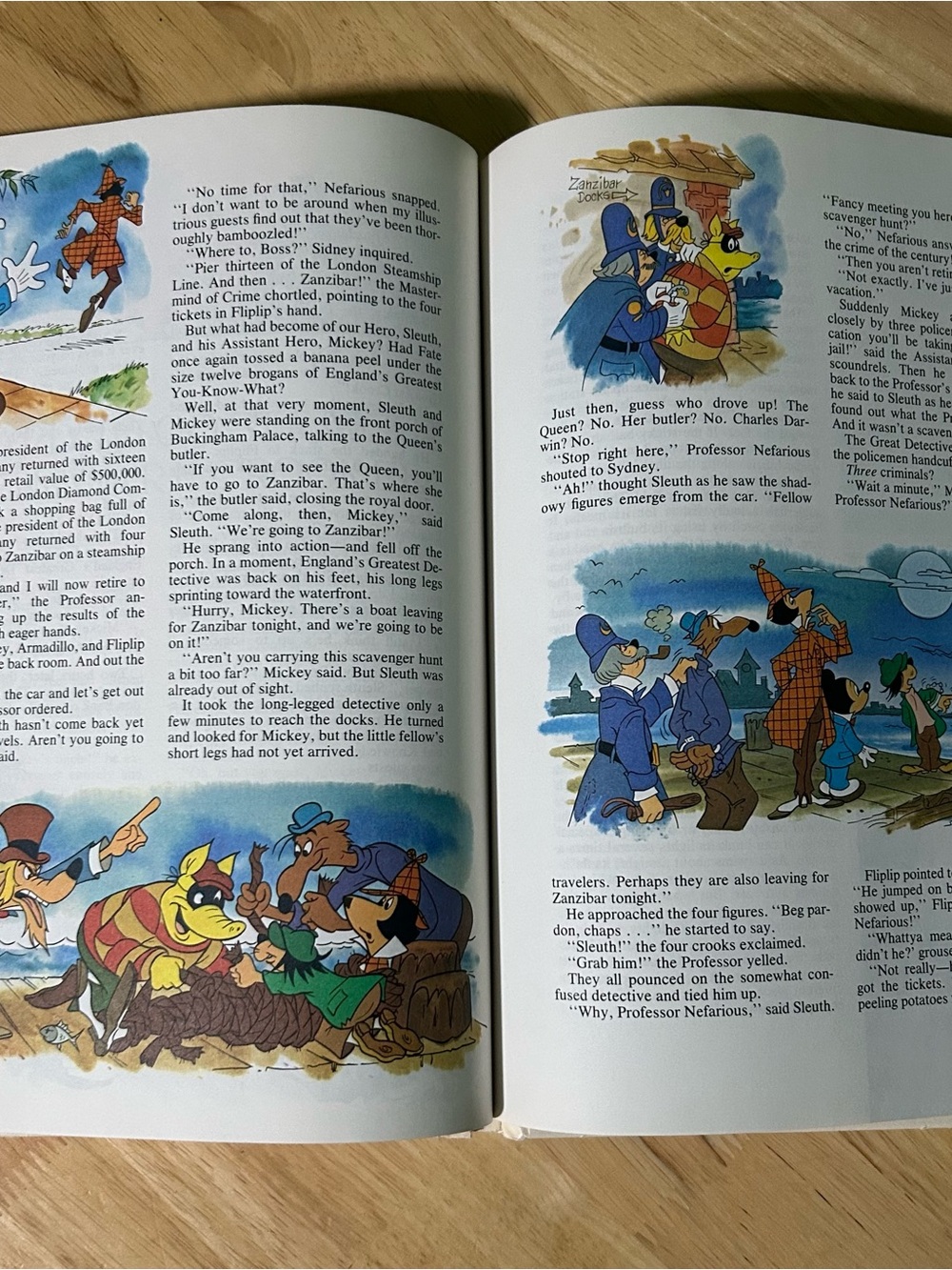 Disney Year Book 1984 Hardcover with Multicolor Character Art - Picture 10 of 12